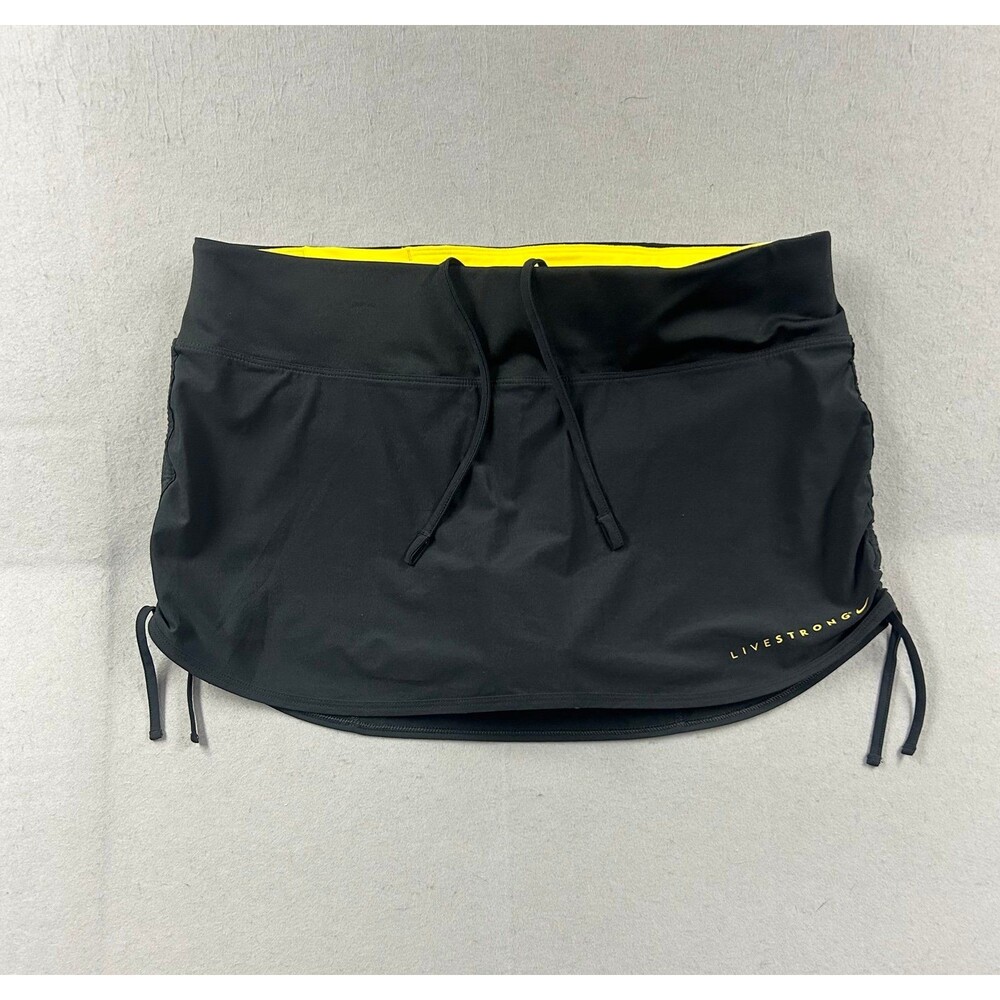 Nike Women’s LiveStrong Athletic Black Skort Medium
